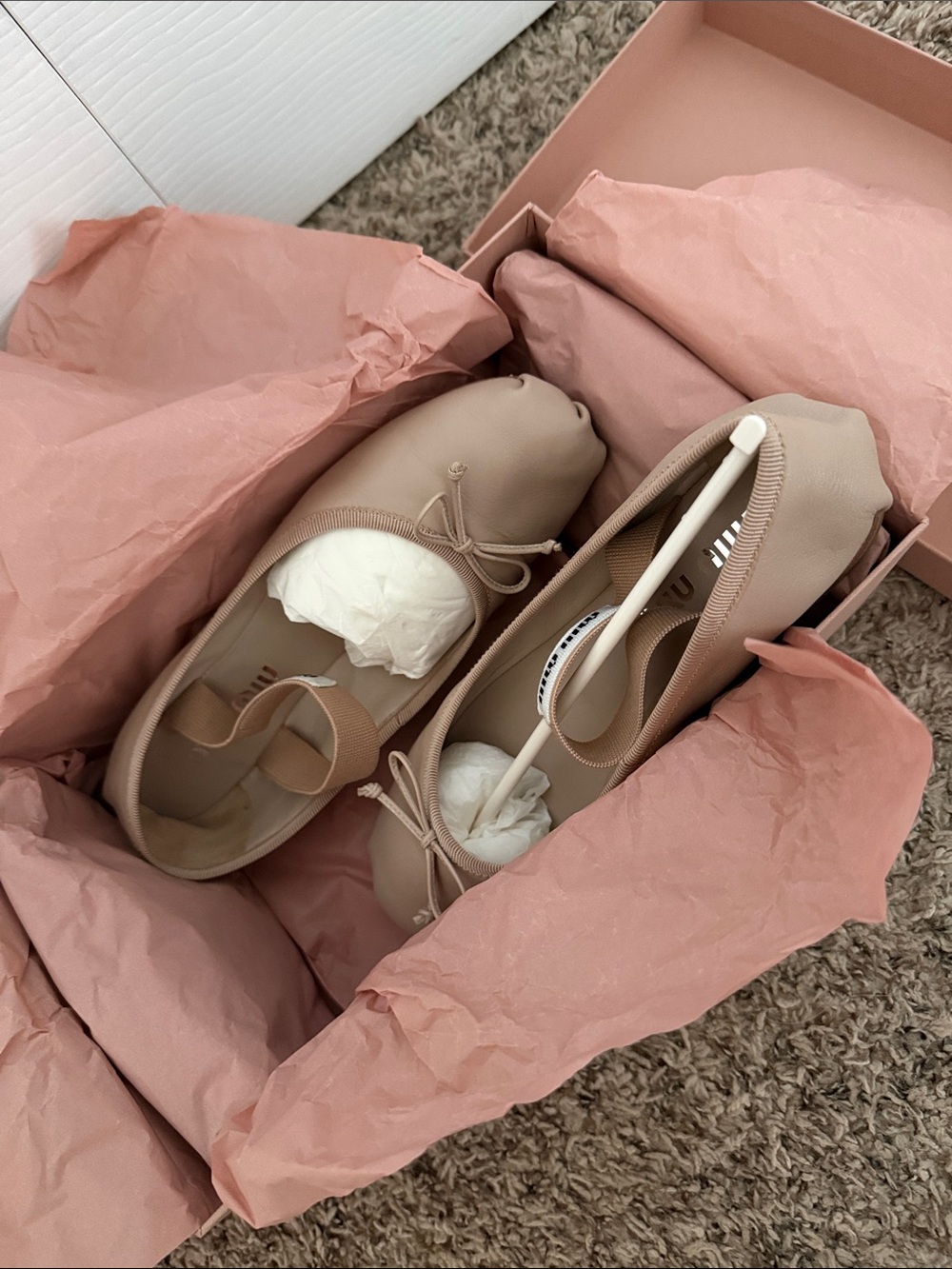 Miu Miu Leather Ballet Flats Beige 37 - Picture 6 of 7